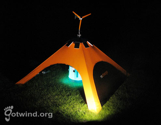 Illustration for article titled Wind, Solar Recharge Tent Keeps Phones Juiced at Glastonbury Festival